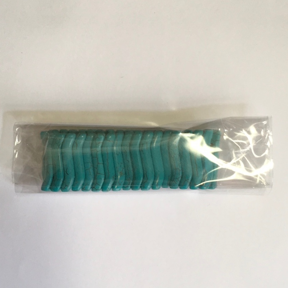 Turquoise Wave Stone Stretch Bracelet. NWT - Picture 4 of 4